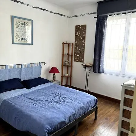 Sabatier T4 Avec Terrasse Et Jardin Apartament *