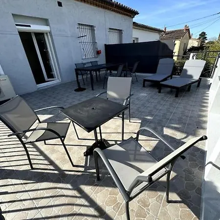 Sabatier T4 Avec Terrasse Et Jardin Apartament *