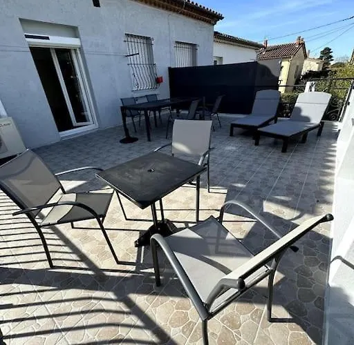 Sabatier T4 Avec Terrasse Et Jardin アパート *